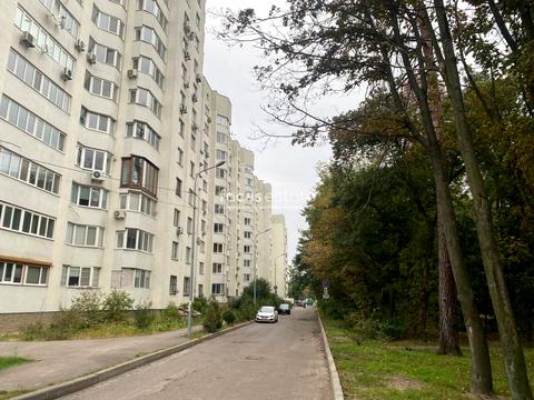 квартира за адресою Миколи Хвильового вул., 1