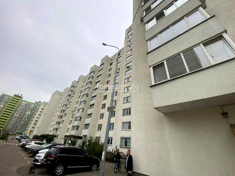 квартира за адресою Миколи Хвильового вул., 1