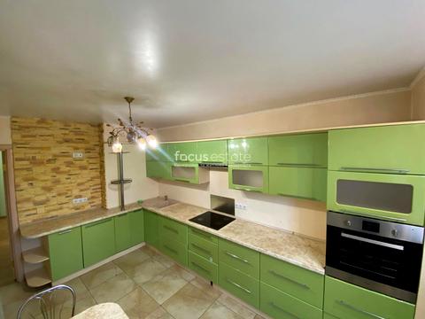 квартира за адресою Миколи Хвильового вул., 1