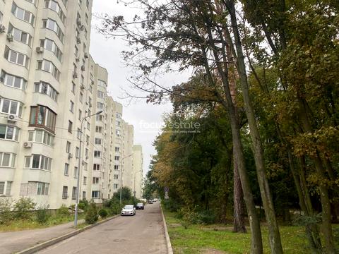 квартира за адресою Миколи Хвильового вул., 1