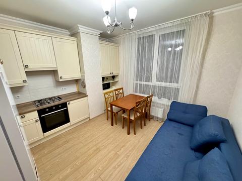 квартира за адресою Практична вул., 1