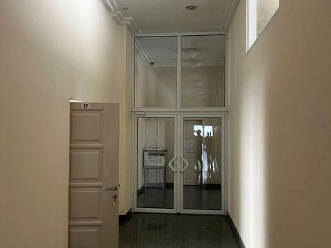 комерційна за адресою Володимира Моссаковського вул. (Клари Цеткін), 1-А