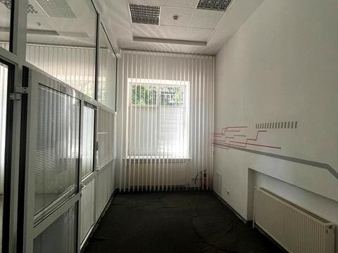 комерційна за адресою Володимира Моссаковського вул. (Клари Цеткін), 1-А