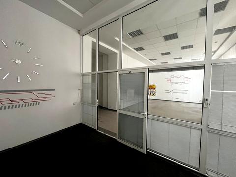 комерційна за адресою Володимира Моссаковського вул. (Клари Цеткін), 1-А