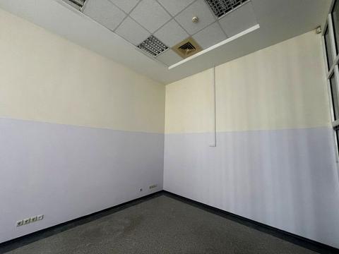 комерційна за адресою Володимира Моссаковського вул. (Клари Цеткін), 1-А