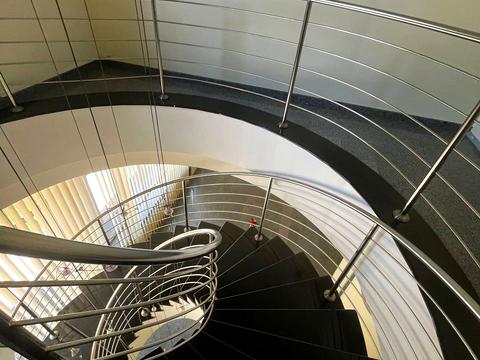 комерційна за адресою Володимира Моссаковського вул. (Клари Цеткін), 1-А