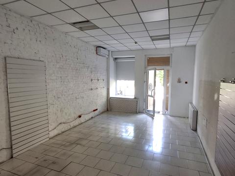 комерційна за адресою Володимирська вул., 81а
