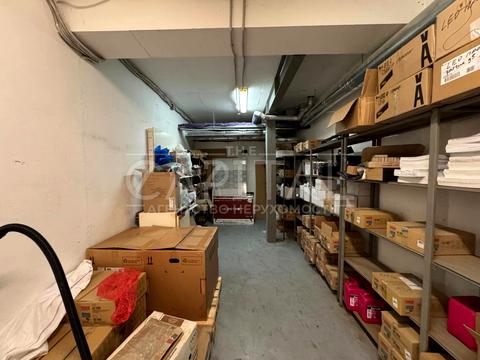 комерційна за адресою Михайла Котельникова вул., 15