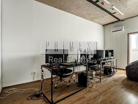 коммерческая по адресу Киев, Николая Михновского бульв. (Дружбы Народов), 16