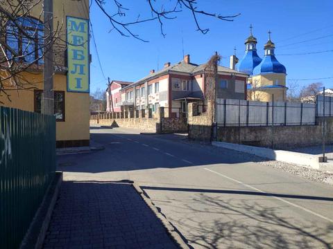 коммерческая по адресу Соборний провулок, 3