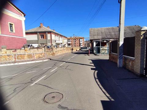 коммерческая по адресу Соборний провулок, 3