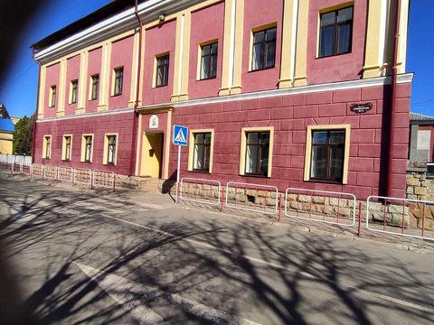 коммерческая по адресу Соборний провулок, 3