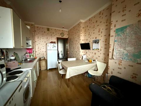 квартира за адресою Алішера Навої просп., 69