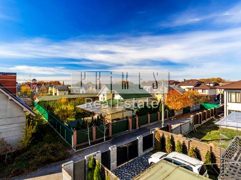 будинок за адресою Центральна вул., 19