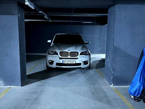 паркоместо по адресу Гетмана Мазепы ул., 164, к7