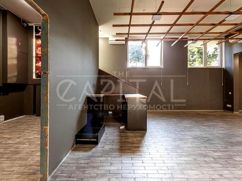 комерційна за адресою Практична вул., 6