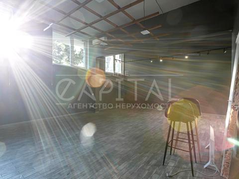 комерційна за адресою Практична вул., 6