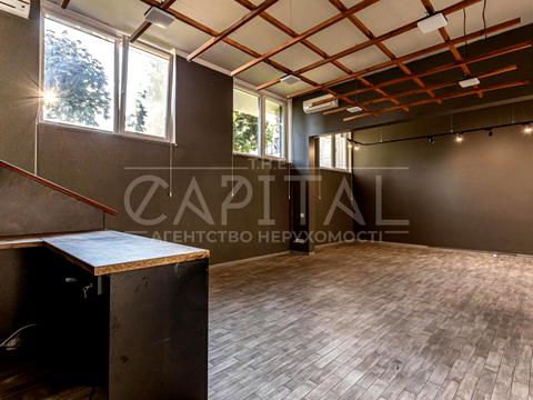 комерційна за адресою Практична вул., 6