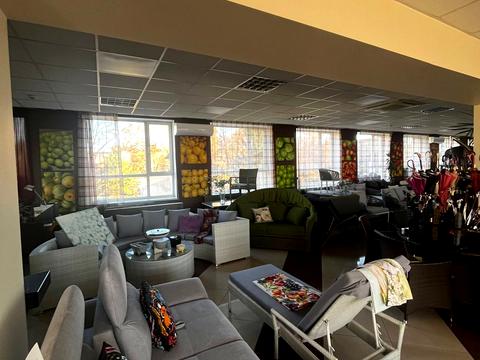 коммерческая по адресу Александра Поля просп. (Кірова), 121