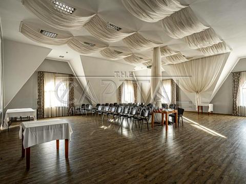 комерційна за адресою Берестейське шосе (Брест-Литовське), 8а