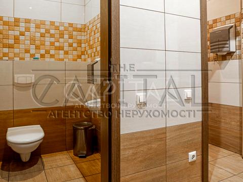 комерційна за адресою Берестейське шосе (Брест-Литовське), 8а