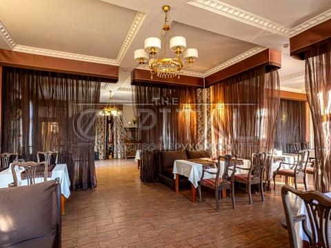 комерційна за адресою Берестейське шосе (Брест-Литовське), 8а