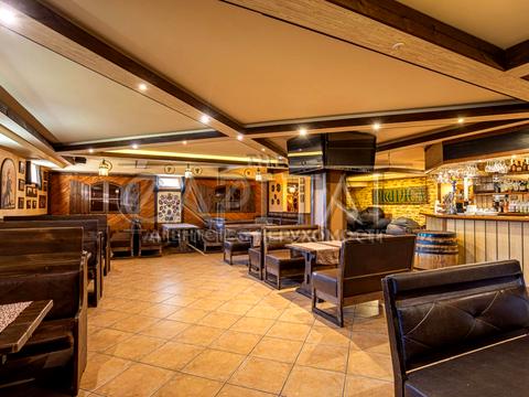 комерційна за адресою Берестейське шосе (Брест-Литовське), 8а