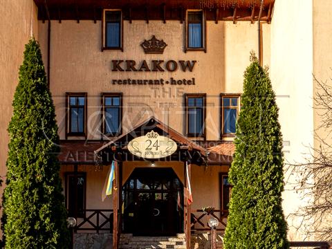 комерційна за адресою Берестейське шосе (Брест-Литовське), 8а