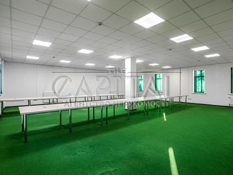 комерційна за адресою Берестейське шосе (Брест-Литовське), 8а