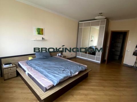 квартира за адресою Василя Симоненка вул., 2-Б