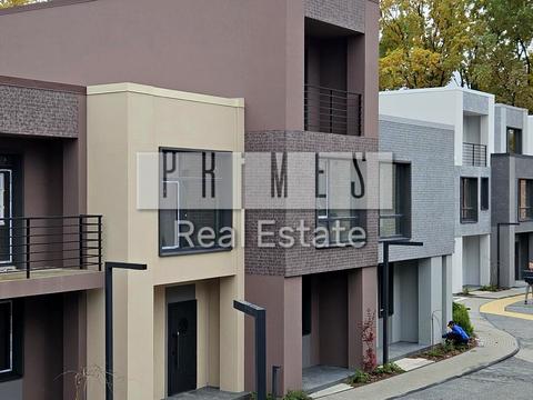 будинок за адресою Лютнева вул.