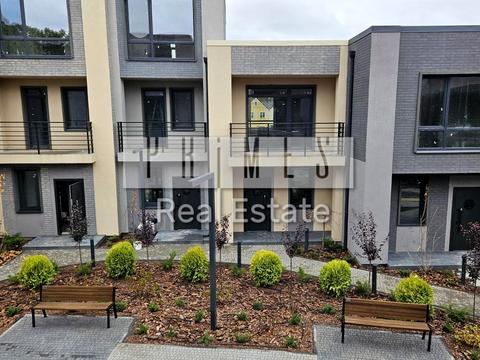 будинок за адресою Лютнева вул.