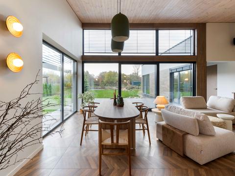 будинок за адресою Вербова