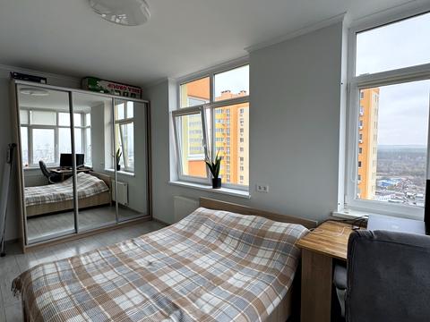 квартира за адресою Сім'ї Кульженків вул. (Петра Дегтяренка), 31-Б