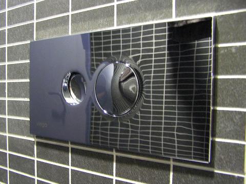 комерційна за адресою Володимира Вернадського вул. (Дзержинського), 35