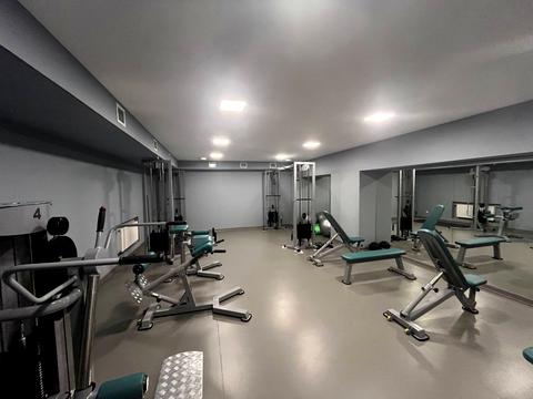 комерційна за адресою Олександра Поля просп. (Кірова), 121