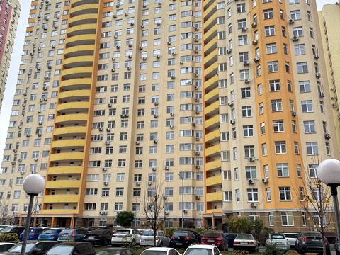 квартира за адресою Сім'ї Кульженків вул. (Петра Дегтяренка), 31-Б