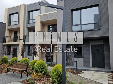 будинок за адресою Лютнева вул.