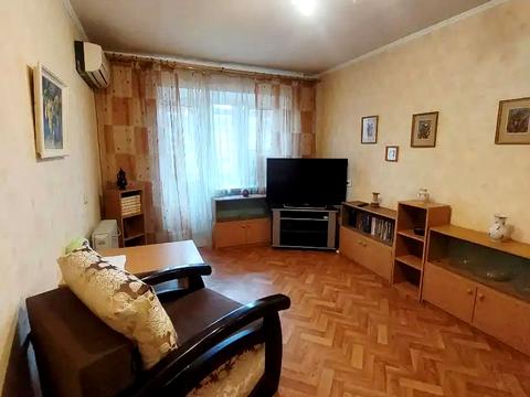 квартира по адресу Дмитрия Яворницкого просп. (Карла Маркса), 6