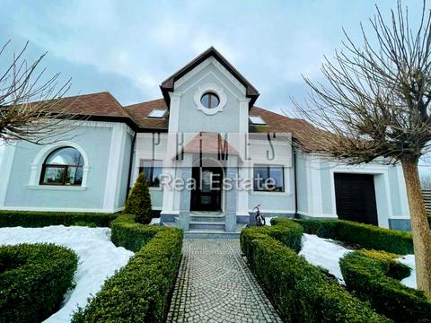 будинок за адресою Озерна