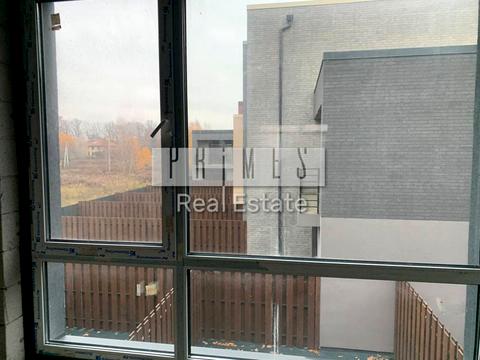 будинок за адресою Лютнева вул.