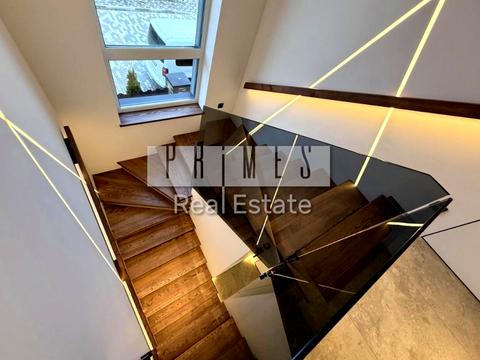 будинок за адресою с. Лісники, Лісники