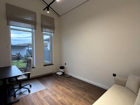 будинок за адресою Набережна, 5