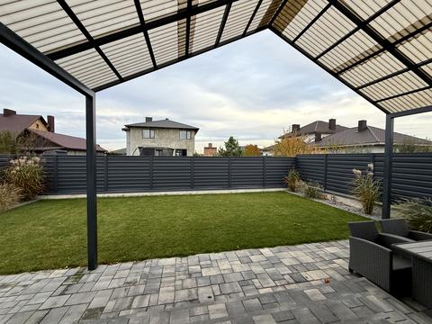 будинок за адресою Набережна, 5