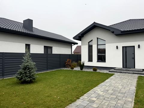 будинок за адресою Набережна, 5