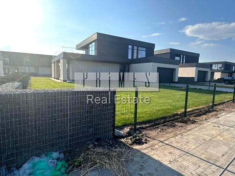 будинок за адресою Дніпровське шосе