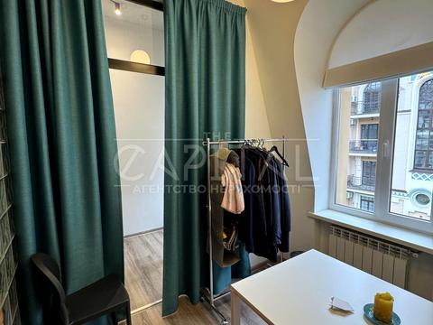 комерційна за адресою Кожум'яцька вул., 12-Ж