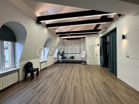 комерційна за адресою Кожум'яцька вул., 12-Ж