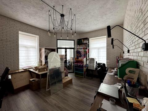 комерційна за адресою Кожум'яцька вул., 12-Ж