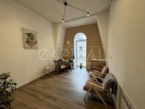 комерційна за адресою Кожум'яцька вул., 12-Ж